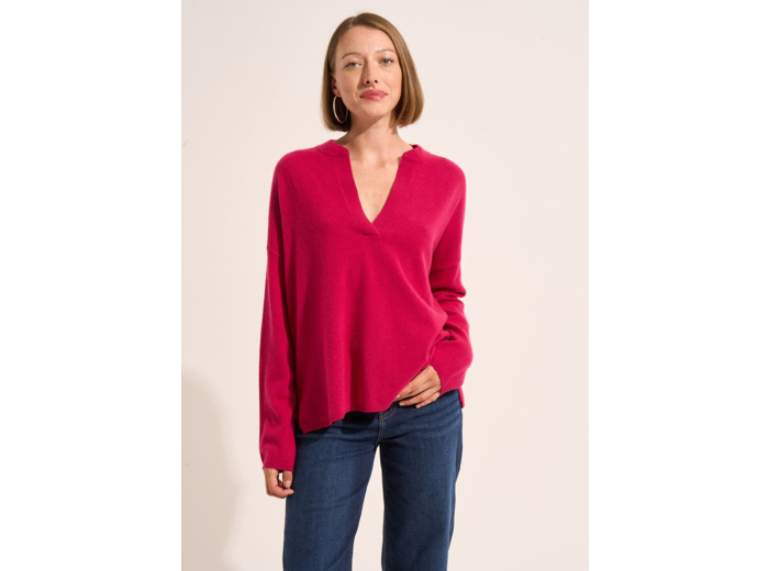 Pull ample en cachemire avec un col tunisien