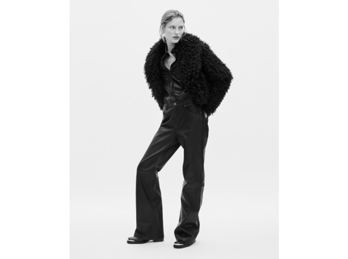 Manteau court effet fourrure noir black