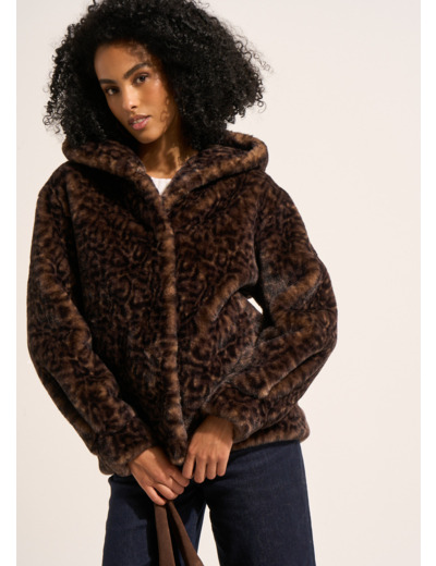Manteau court en fausse fourrure léopard à capuche