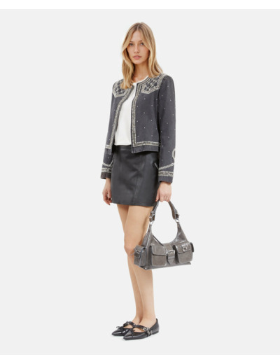 Veste en denim avec studs et perles grise black washed