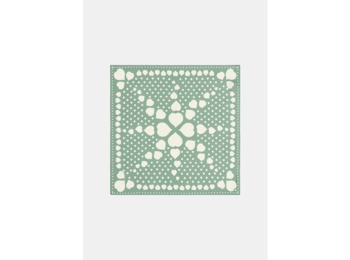 Carré de soie Estee vert imprimé coeurs