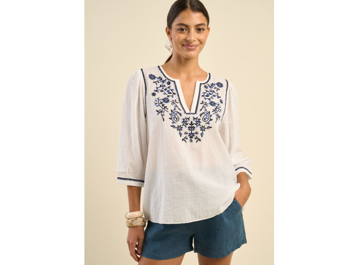 Blouse brodée