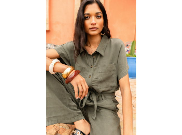 Combinaison col chemise à manches courtes