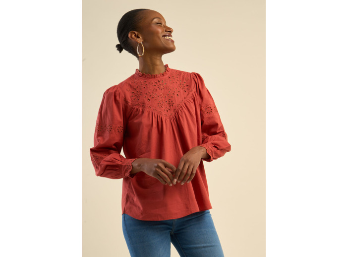 Blouse en voile de coton avec broderies anglaises