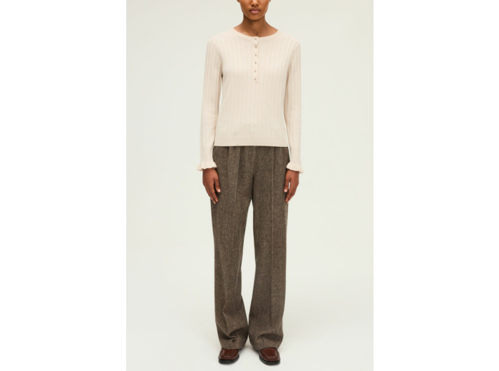 Pull fin à côtes et boutons dorés - EDORA