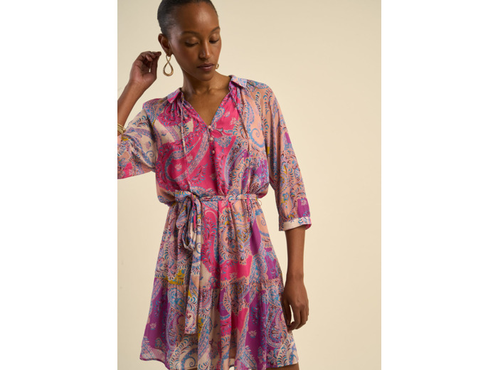 Robe courte ceinturée à motifs multicolores