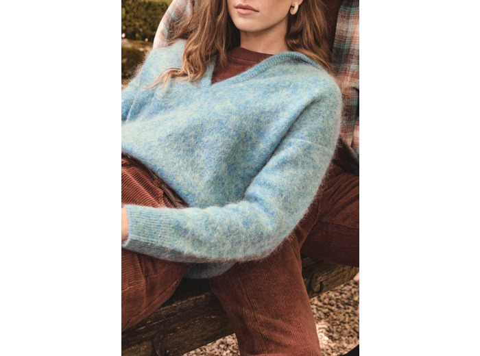 Pull col V unisexe en mohair et laine FLANEUR