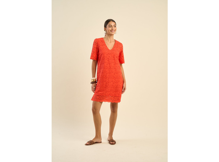 Robe courte en broderie anglaise